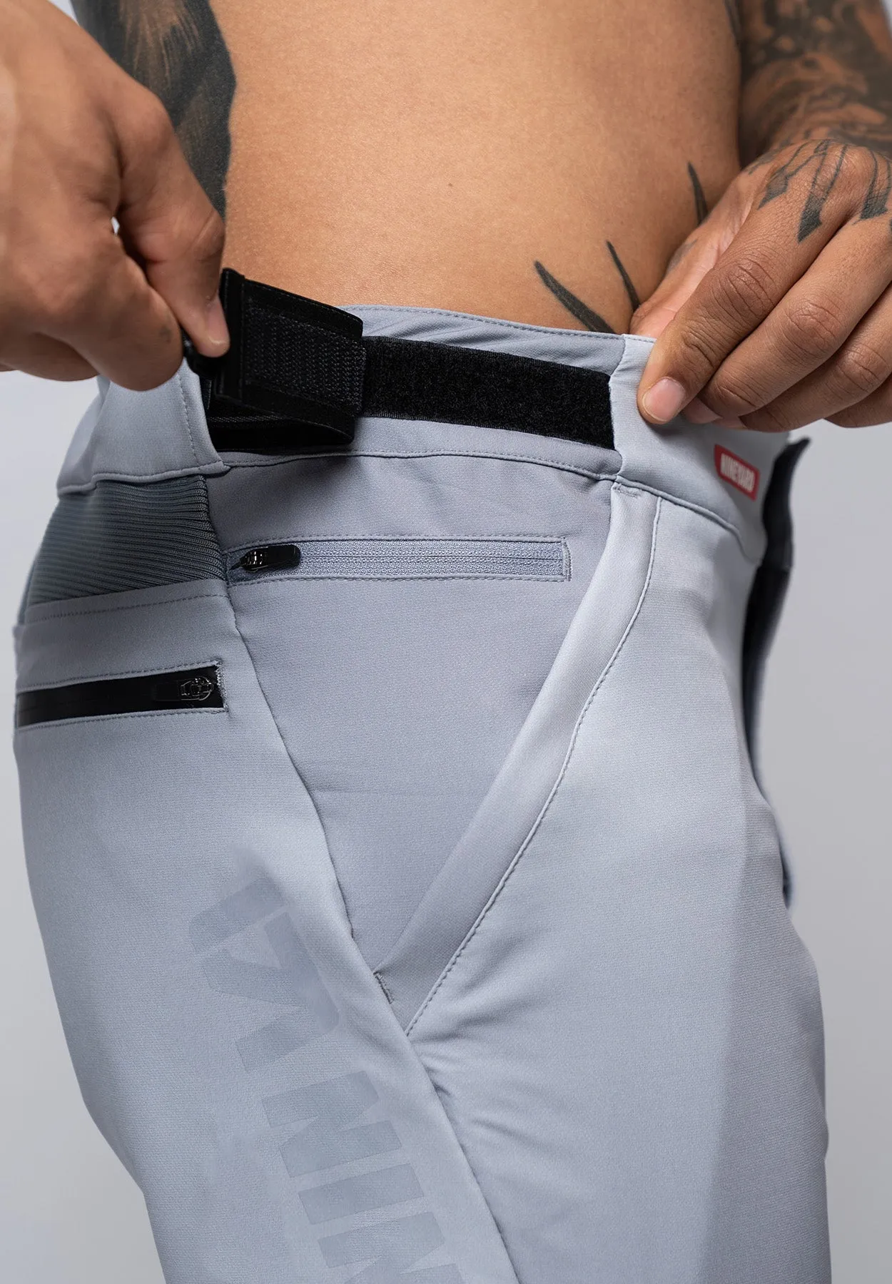 AIRY. Tech Riding Pants