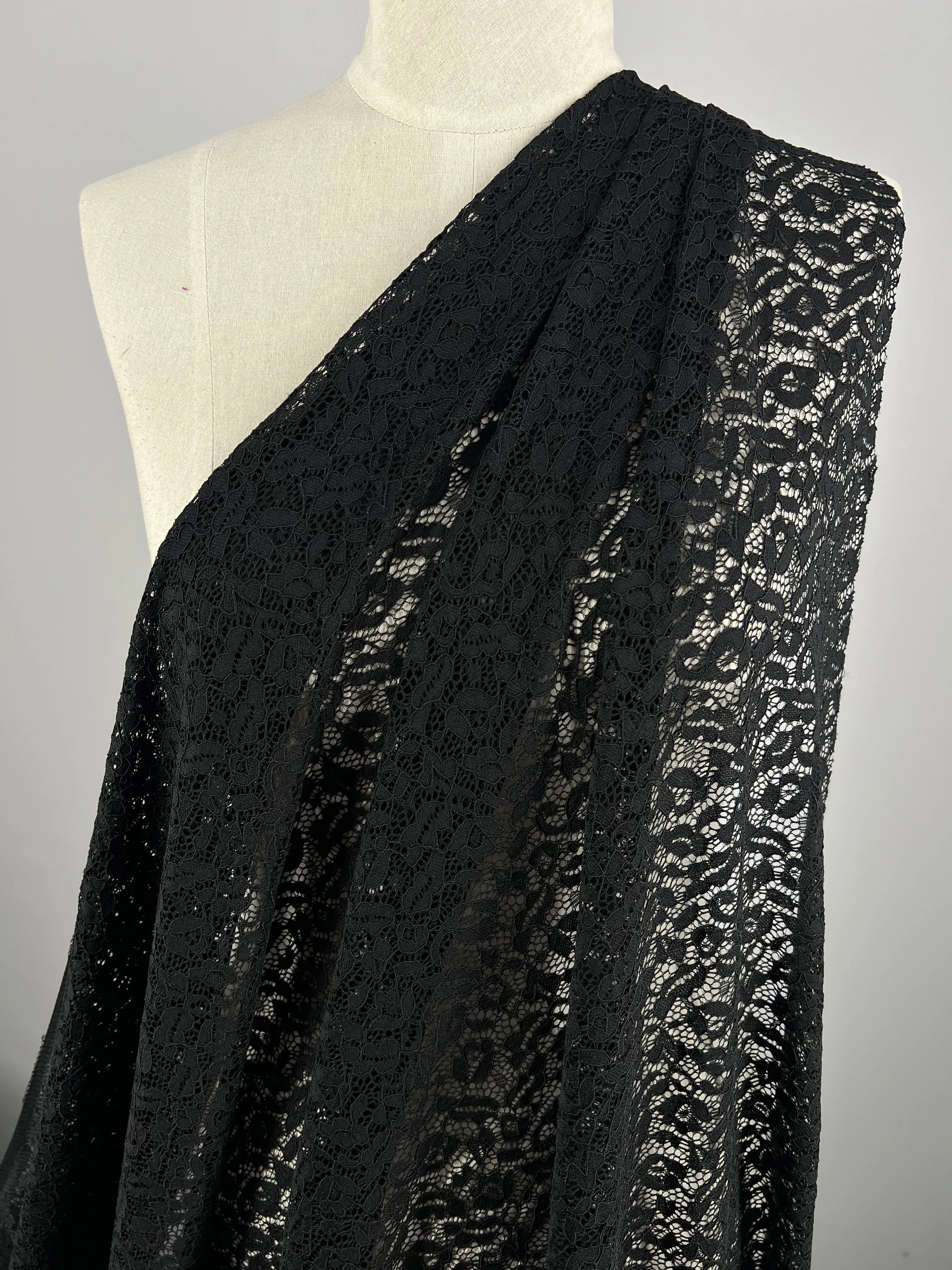 Black Lace - Ora  - 150cm