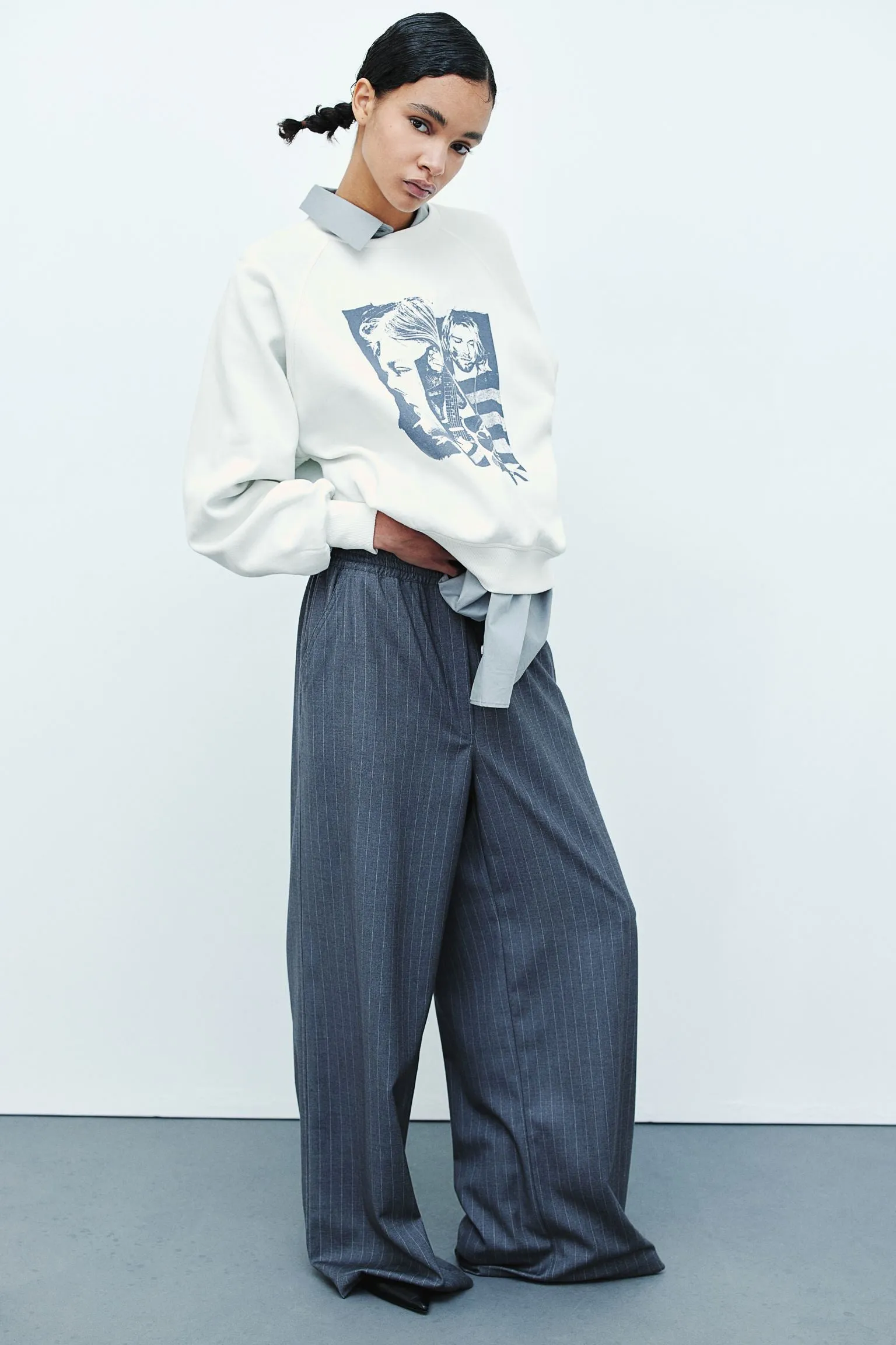 H&M Kurt Cobain Printed Sweatshirt, cream
