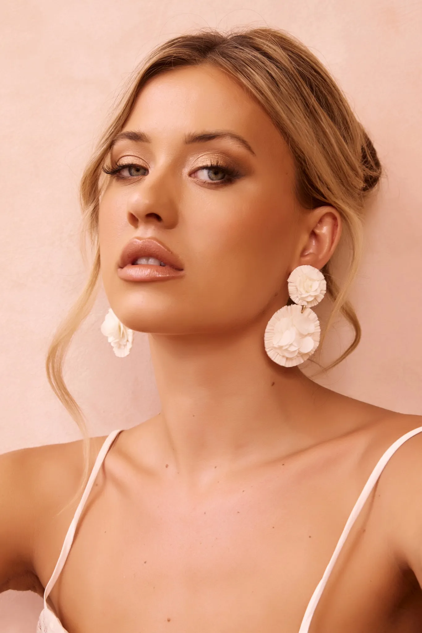 Lush Petal Earrings - White