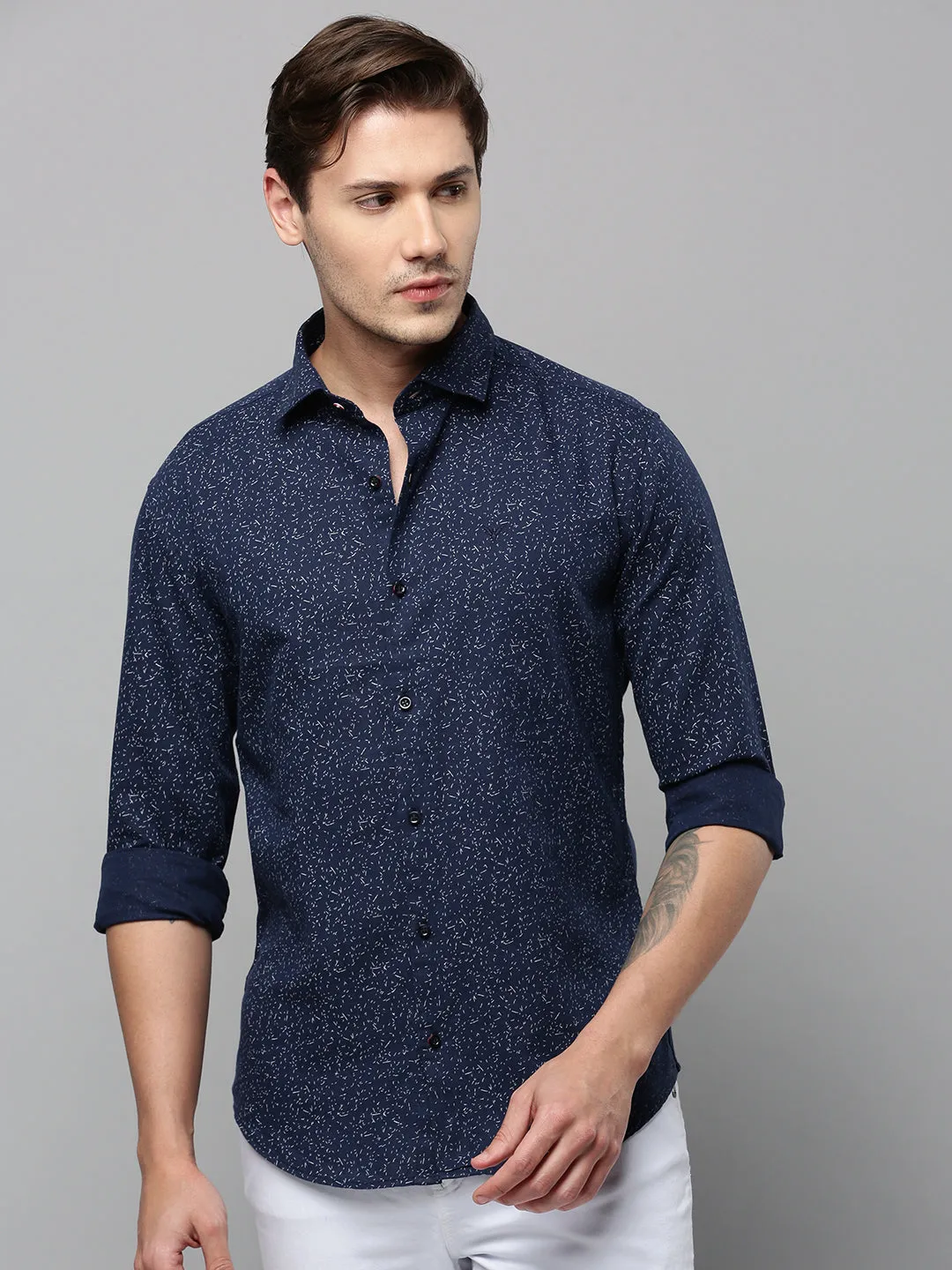 Men Navy Blue Micro Ditsy Printed Spread Collar Long Sleeves Comfort Cotton Casual Shirt