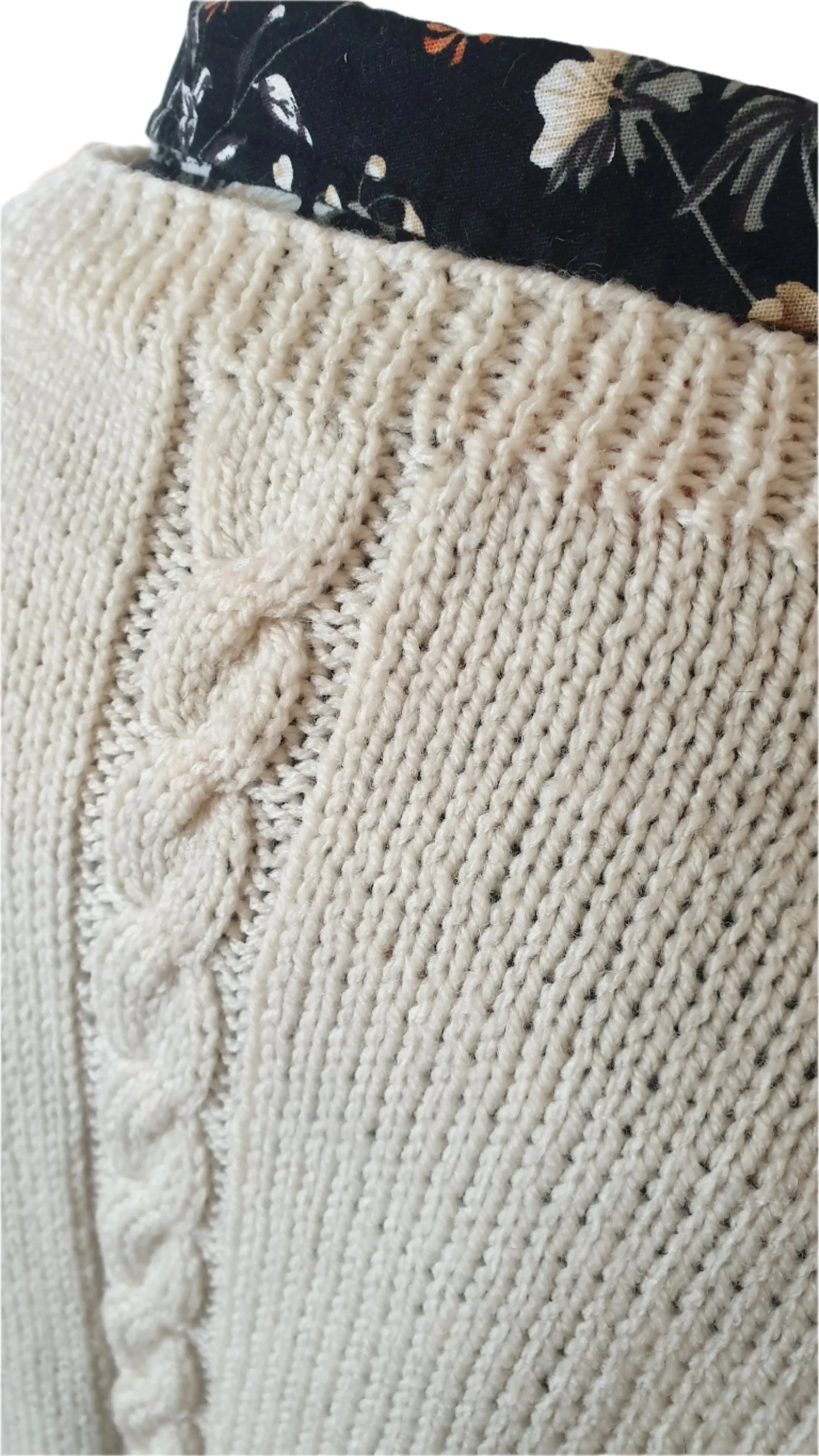 SALE Cream Wool Hand Knitted Vest - Unisex (2XL)